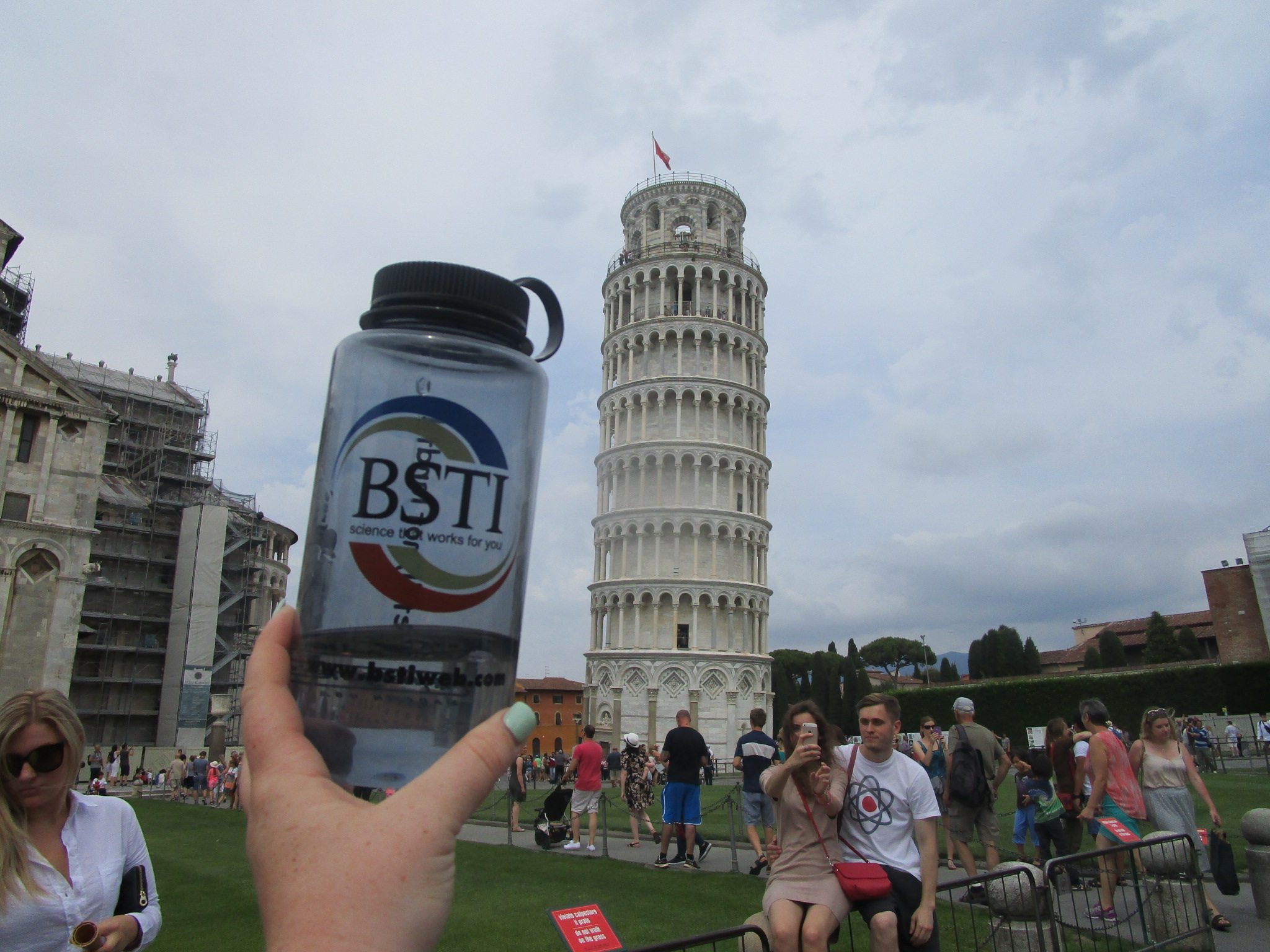 Mimicking the Leaning Tower of Pisa